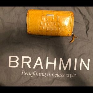 Brahmin Wallet